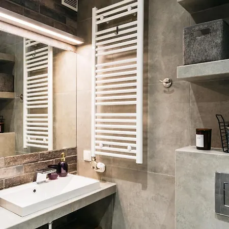 3-bedroom In Historic Kazimierz * Krakau